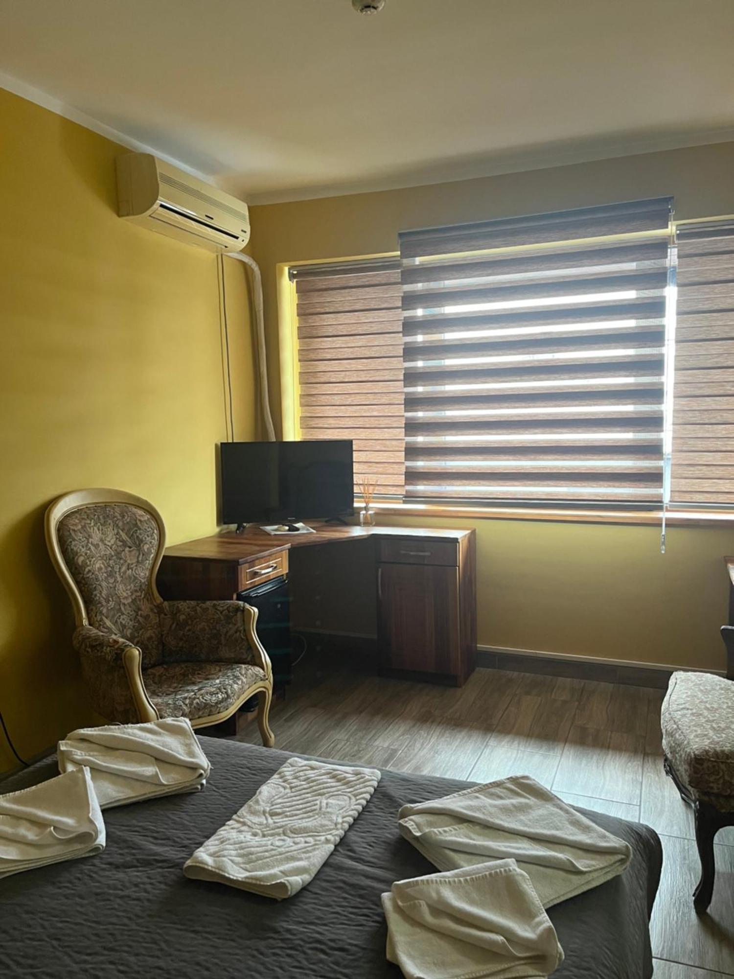 Hotel "Vir" Velika Plana Bagian luar foto