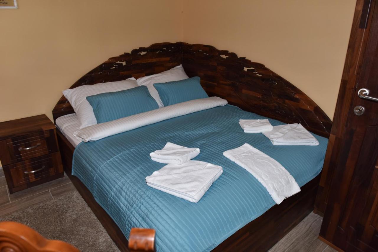 Hotel "Vir" Velika Plana Bagian luar foto