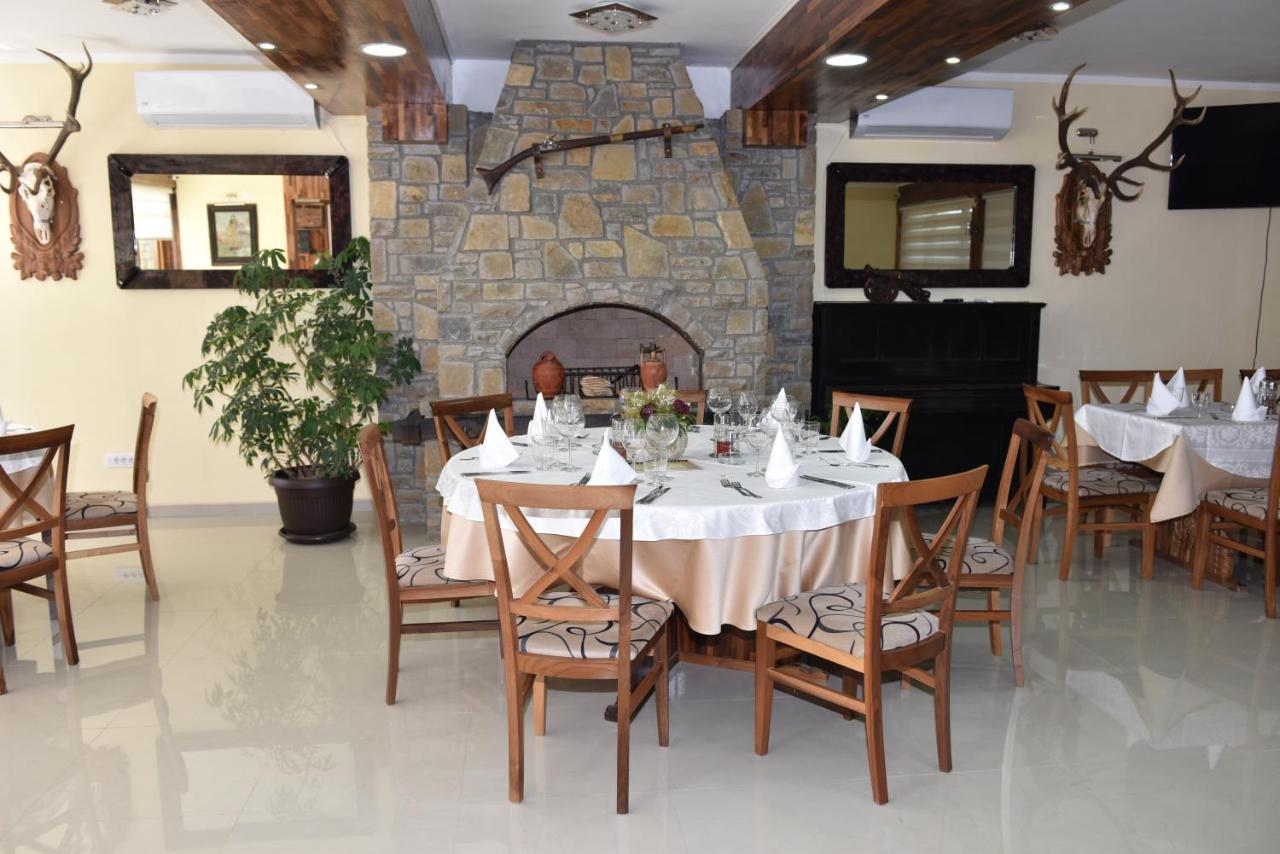 Hotel "Vir" Velika Plana Bagian luar foto